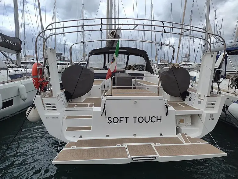 Dufour 470