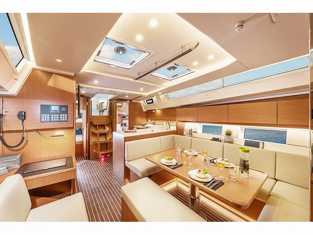 Bavaria C45 Style - Libertas  - [Internal image]