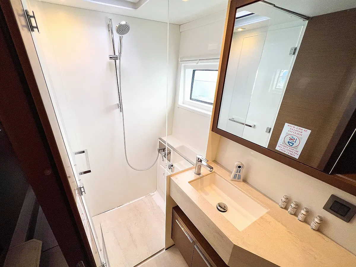 Lagoon 46  - 