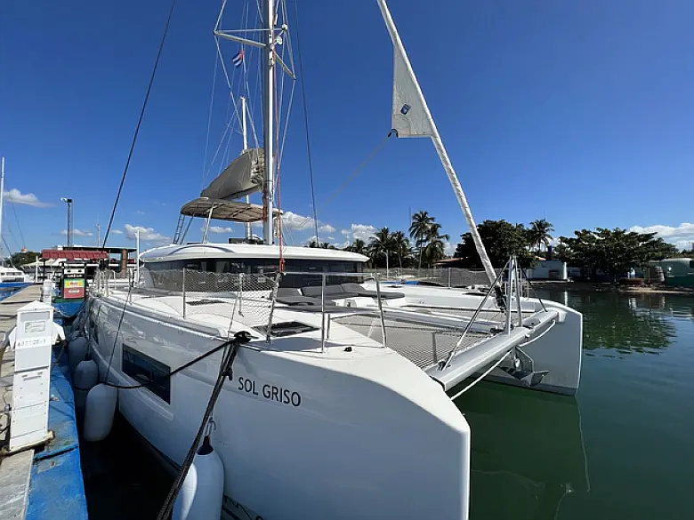 Lagoon 46 