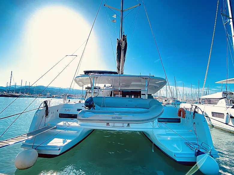 Lagoon 42