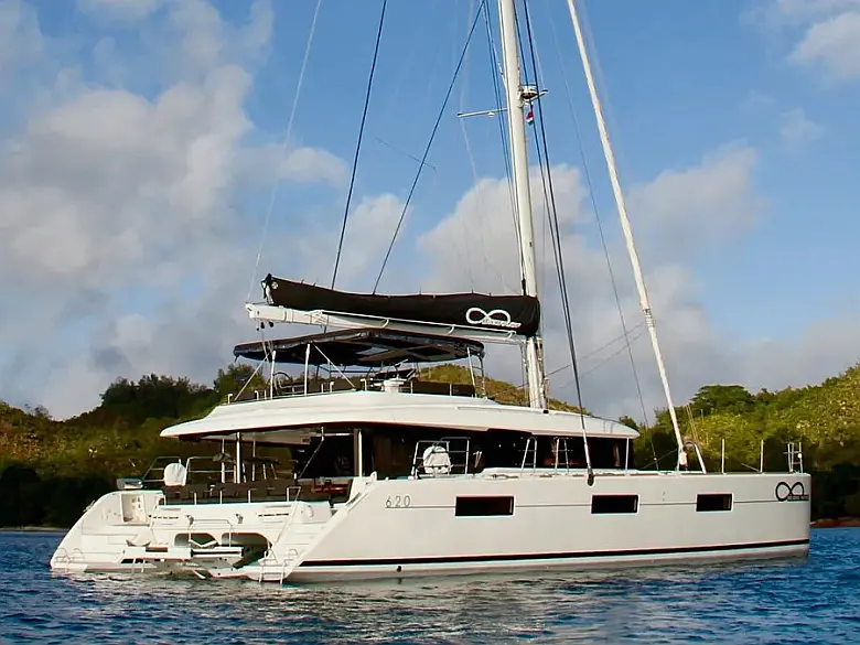 Lagoon 620