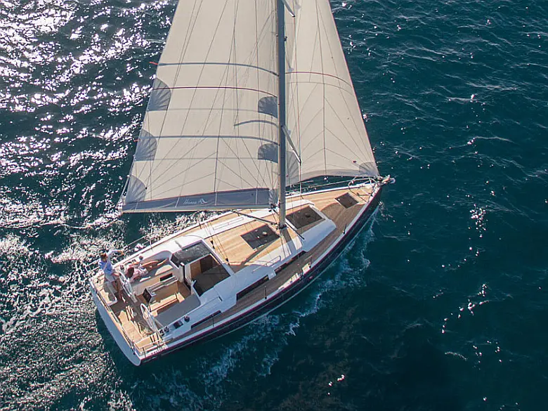 Hanse 388
